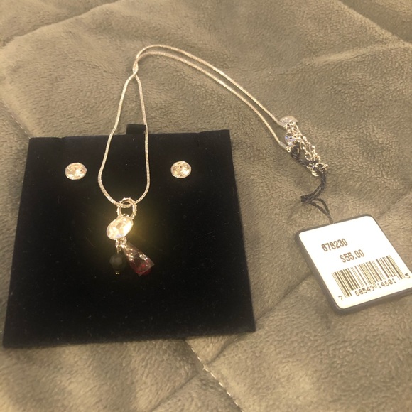 Swarovski necklace set - Picture 2 of 3